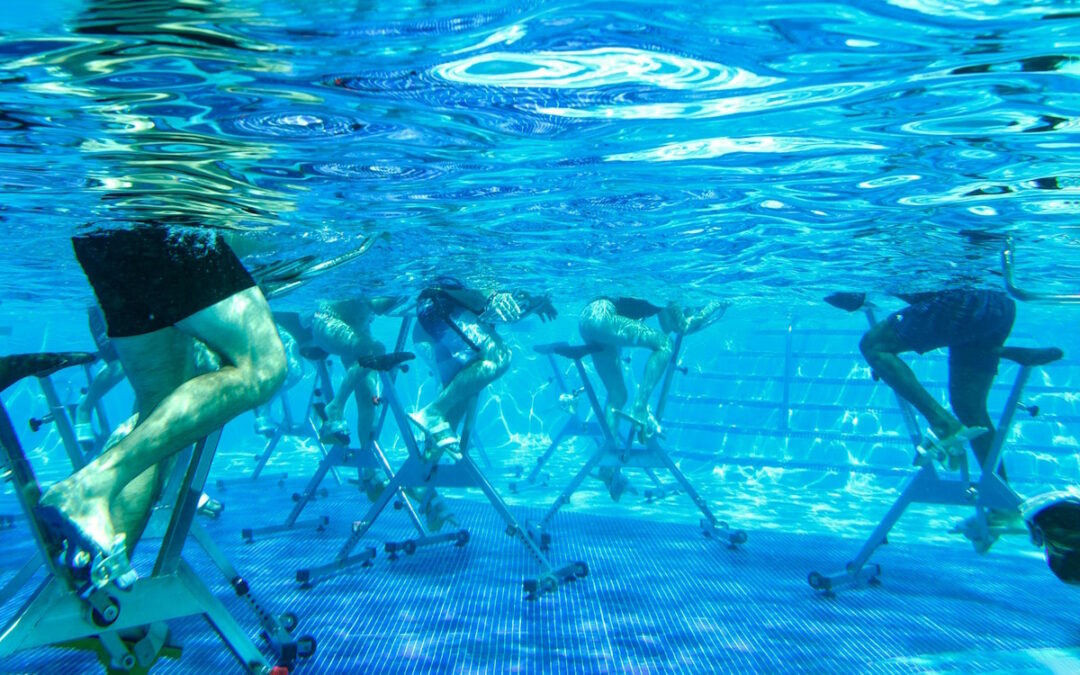 Aquabike : brûler des calories sans traumatiser ses articulations